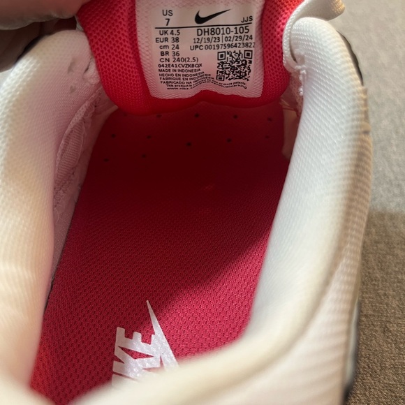 Nike Air Max 90 Aster Pink White Casual Sneakers Women's Size 7 DH8010-105 - Picture 9 of 10